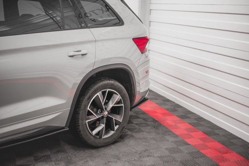 Maxton Heck Ansatz Flaps Diffusor für Skoda Kodiaq Mk1 Sportline schwarz Hochglanz SK-KO-1-SL-RSD2-G