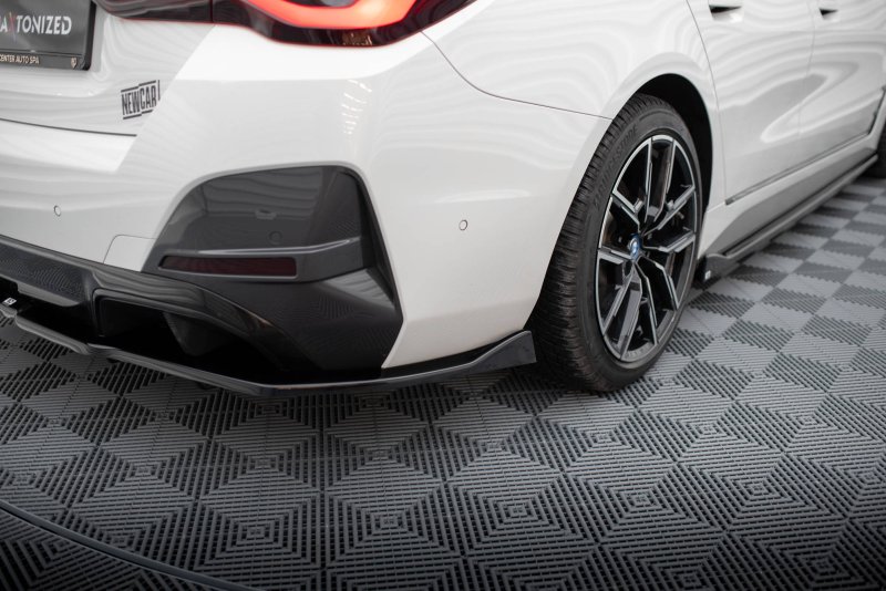 Maxton Mittlerer Diffusor Heck Ansatz DTM Look für V.2 BMW i4 M-Paket G26 schwarz Hochglanz BM-I4-G26-MPACK-RD2G+RD3-G