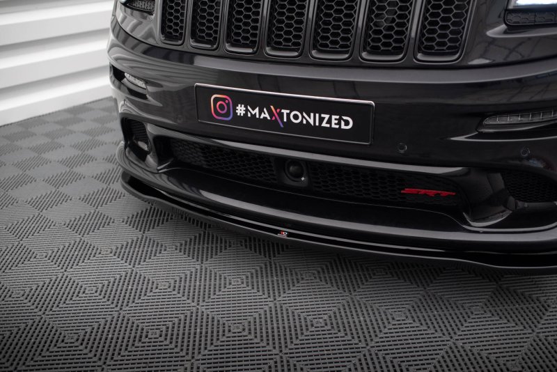 Maxton Front Ansatz Jeep Grand Cherokee SRT WK2 Facelift schwarz Hochglanz JE-GC-4F-SRT8-FD1-G