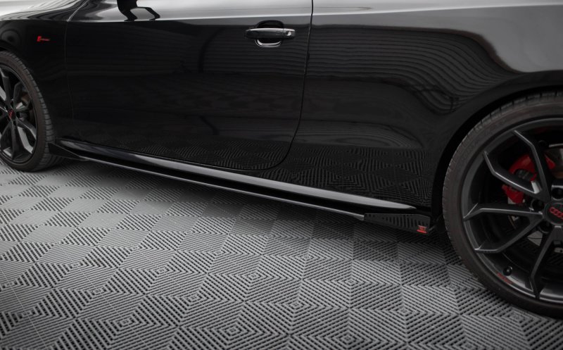 Maxton Side Flaps Audi A5 / A5 S-Line / S5 Coupe / Cabrio 8T / 8T Facelift schwarz Hochglanz AUS51CNC-SF1-G