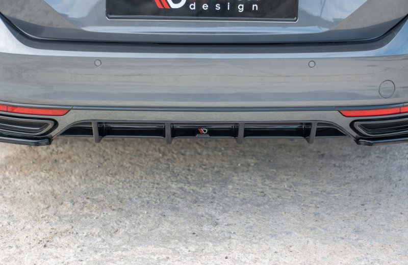 Maxton Diffusor Heck Ansatz für Volkswagen Passat R-Line B8 schwarz Hochglanz VW-PA-B8-RLINE-RS1-G