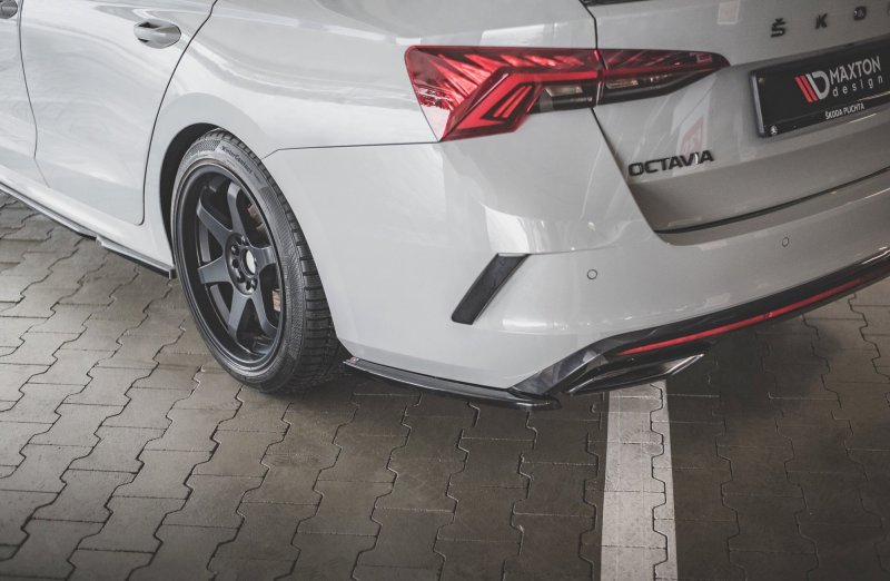 Maxton Heck Ansatz Flaps Diffusor V.1 für Skoda Octavia RS Mk4 schwarz Hochglanz SK-OC-4-RS-RSD1-G