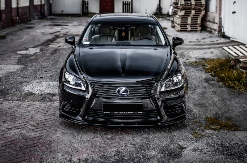 Preview: Maxton Front Ansatz für Lexus LS Mk4 Facelift schwarz Hochglanz LE-LS-4F-FD1-G