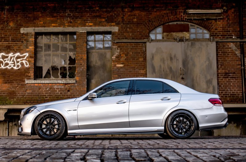 Maxton Seitenschweller Ansatz für Mercedes-Benz E63 AMG Limousine W212 Facelift schwarz Hochglanz ME-E-212F-AMG-SD1-G