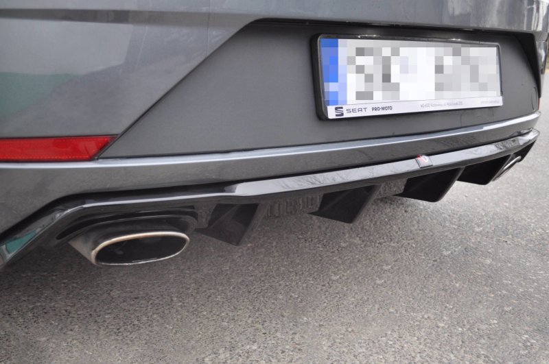Maxton Diffusor Heck Ansatz V.1 für Seat Leon Cupra Mk3 FL Hatchback schwarz Hochglanz SE-LE-3F-CU-RS1-G