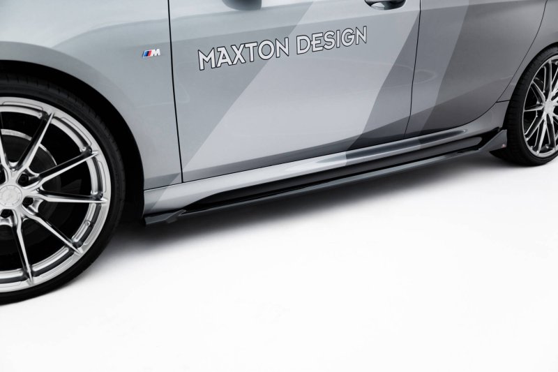 Maxton Seitenschweller Ansatz V.2 BMW 1er M-Paket F70 schwarz Hochglanz BM-1-70-M-SD2-G