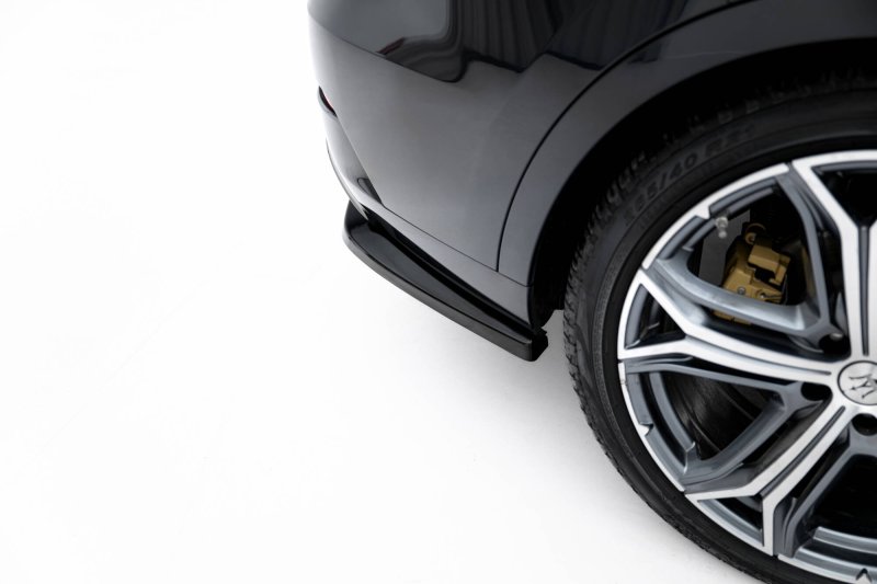 Maxton Mittlerer Cup Diffusor Heck Ansatz Maserati Levante GT Mk1 Facelift schwarz Hochglanz MS-LE-1F-GT-RD1G+RD2-G