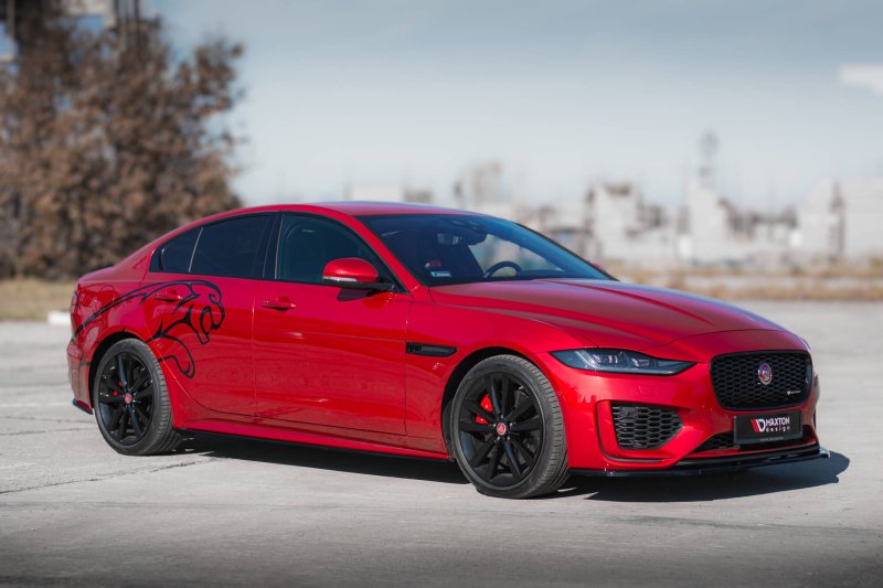 Maxton Front Ansatz Jaguar XE R-Dynamic X760 Facelift schwarz Hochglanz JA-XE-1F-RDYNAMIC-FD1-G