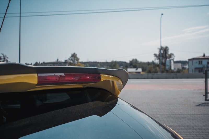 Maxton Spoiler CAP für Renault Megane 3 RS schwarz Hochglanz RE-ME-3-RS-CAP2-G