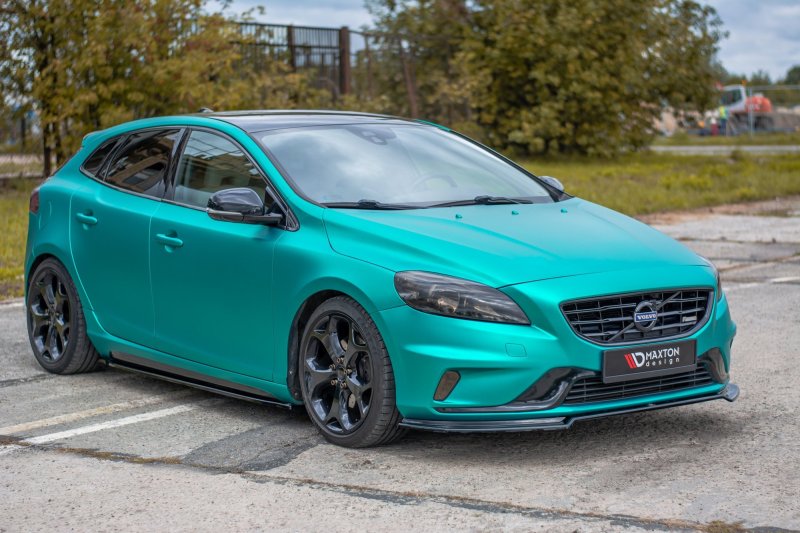 Maxton Front Ansatz für Volvo V40 R-design schwarz Hochglanz VO-V40-2-RDESIGN-FD1-G