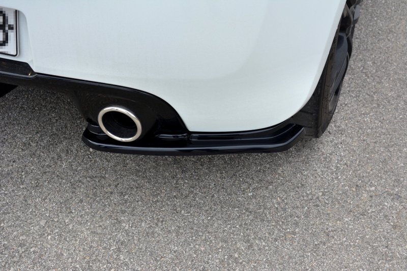 Maxton Heck Ansatz Flaps Diffusor für RENAULT CLIO MK3 RS FACELIFT schwarz Hochglanz RE-CL-3F-RS-RSD1-G