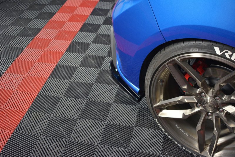 Maxton Heck Ansatz Flaps Diffusor V.2 für Ford Focus ST-Line Mk4 schwarz Hochglanz FO-FO-4-STLINE-RSD2-G