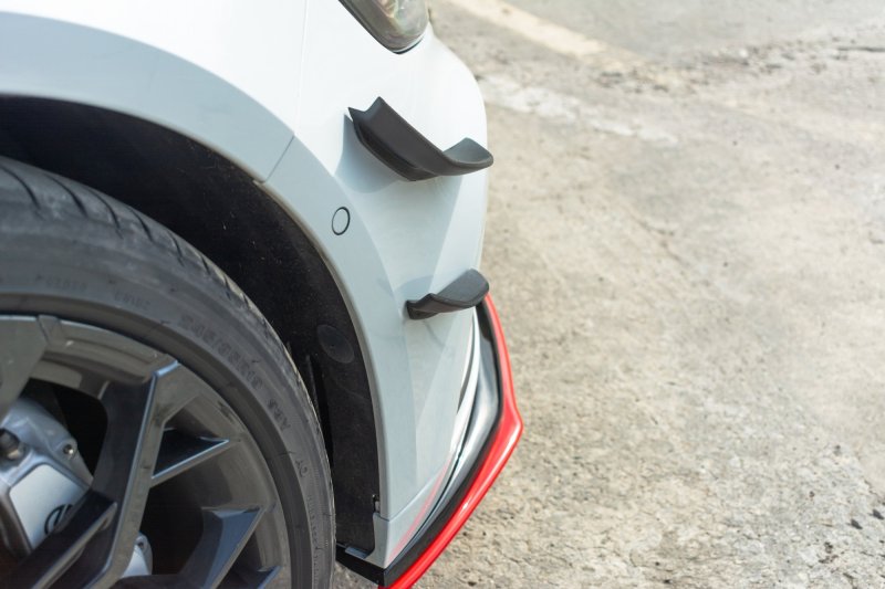 Maxton Stoßstangenflügel vorne (Canards) Renault Megane IV RS RE-ME-4-RS-CAN1