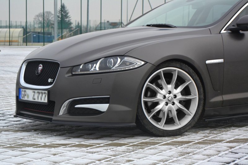 Maxton Front Ansatz für JAGUAR XF (X250) MK1 SPORTBRAKE S-PACK schwarz Hochglanz JA-XFS-1F-SB-FD1-G