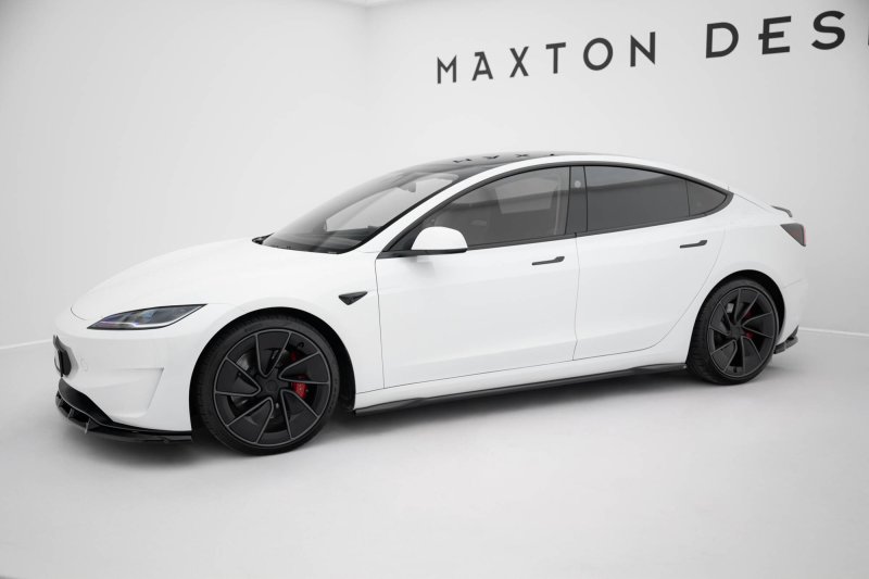 Maxton Seitenschweller Ansatz V.2 Tesla Model 3 Performance Mk1 Facelift schwarz Hochglanz TE-MODEL3-1F-SD2-G