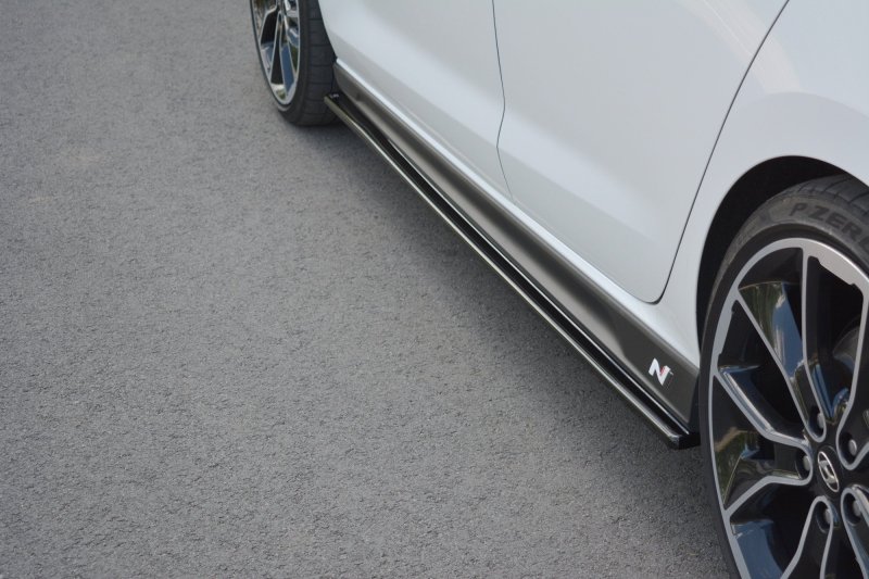 Maxton Seitenschweller Ansatz für V.1 für Hyundai I30 N Mk3 Hatchback / Fastback schwarz Hochglanz HY-I30-3-N-SD1-G