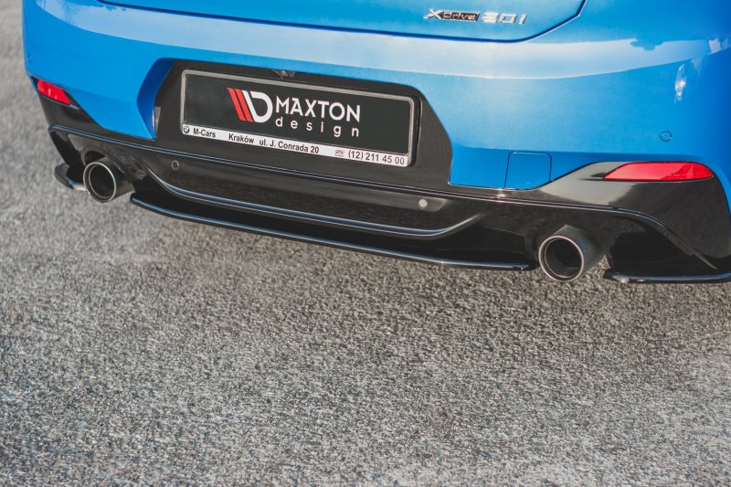 Maxton Mittlerer Diffusor Heck Ansatz für BMW X2 F39 M-Paket schwarz Hochglanz BM-X2-39-MPACK-RD1-G