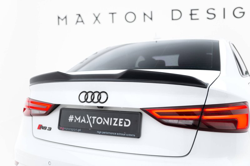 Maxton Spoiler CAP Abrisskante 3D Audi RS3 Limousine 8V / 8V Facelift schwarz Hochglanz AU-A3-8V-CAP3D1-G