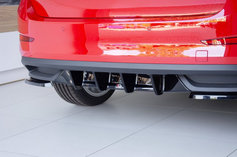 Maxton Diffusor Heck Ansatz für Skoda Scala schwarz Hochglanz SK-SC-1-RS1-G