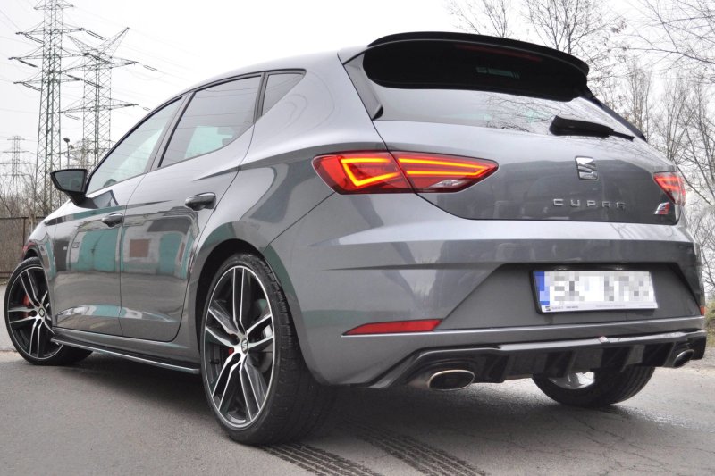 Maxton Diffusor Heck Ansatz V.1 für Seat Leon Cupra Mk3 FL Hatchback schwarz Hochglanz SE-LE-3F-CU-RS1-G