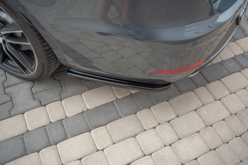 Maxton Heck Ansatz Flaps Diffusor V.1 für Seat Leon Cupra Mk3 FL Sportstourer schwarz Hochglanz SE-LE-3F-CU-ST-RSD1-G