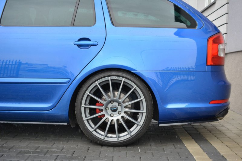 Maxton Heck Ansatz Flaps Diffusor für Skoda Octavia RS Mk2 / Mk2 FL Limousine / Combi schwarz Hochglanz SK-OC-2F-RS-K-RSD1-G