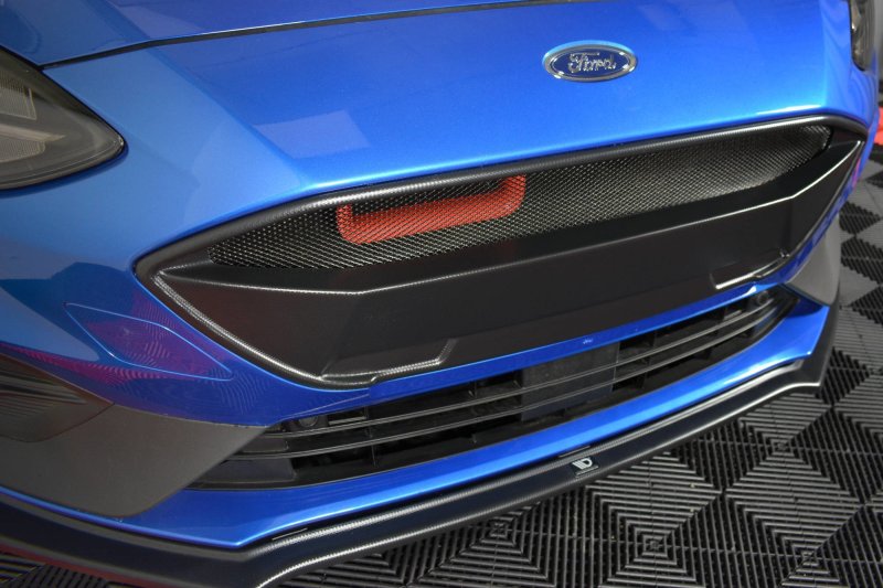 Maxton Front Grill Ford Focus ST / ST-Line Mk4 schwarz Hochglanz FO-FO-4-STLINE-G1-G