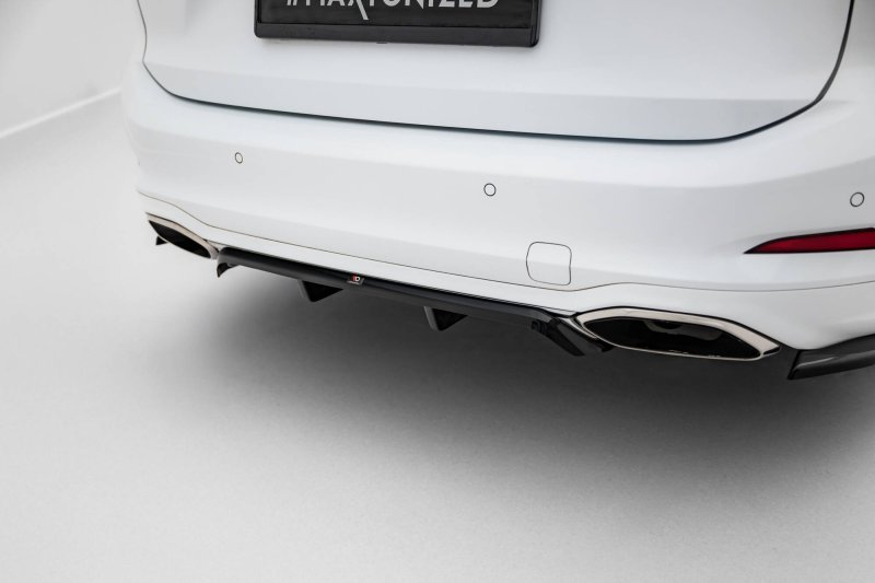 Maxton Mittlerer Diffusor Heck Ansatz DTM Look Ford Focus Vignale Kombi Mk4 schwarz Hochglanz FO-FO-4-VG-ES-RD1G+RD2-G