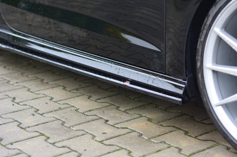 Maxton Seitenschweller Ansatz für Audi S3 / A3 S-Line 8V / 8V FL Hatchback schwarz Hochglanz AU-S3-3-3D-SD1-G