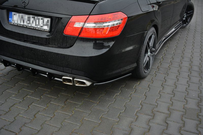 Maxton Heck Ansatz Flaps Diffusor für Mercedes E63 AMG W212  schwarz Hochglanz ME-E-212-AMG-RSD1-G