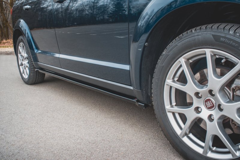 Maxton Seitenschweller Ansatz für Fiat Freemont schwarz Hochglanz FI-FR-1-SD1-G
