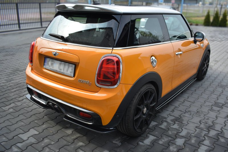 Maxton Mittlerer Diffusor Heck Ansatz für MINI COOPER S MK3 vor Facelift 3-Türer (F56) schwarz Hochglanz MC-S-3-56-RD1-G