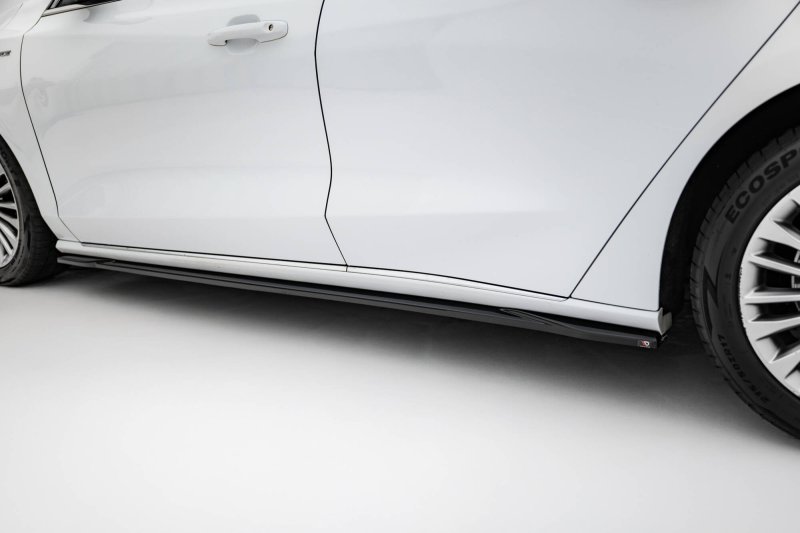 Maxton Seitenschweller Ansatz Ford Focus Vignale Mk4 schwarz Hochglanz FO-FO-4-VG-ES-SD1-G
