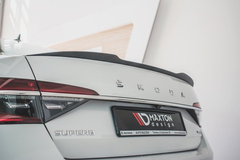 Maxton Spoiler CAP V.2 für Skoda Superb Mk3 / Mk3 FL Hatchback schwarz Hochglanz SK-SU-3F-CAP1-G