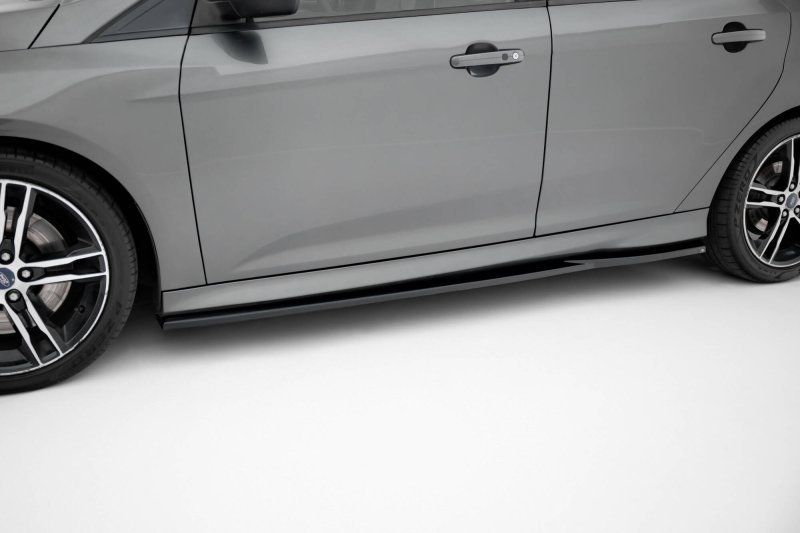 Maxton Seitenschweller Ansatz V.3 Ford Focus ST Mk3 schwarz Hochglanz FO-FO-3/3F-ST-SD3-G