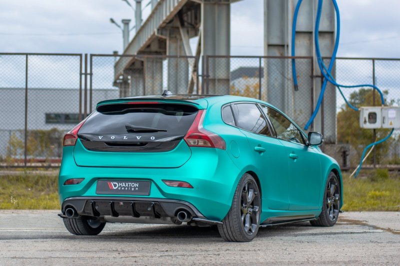 Maxton Diffusor Heck Ansatz für Volvo V40 R-design schwarz Hochglanz VO-V40-2-RDESIGN-RS1-G