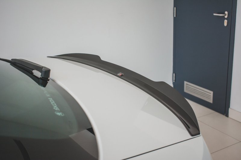 Maxton Spoiler CAP V.2 für Skoda Superb Mk3 / Mk3 FL Hatchback schwarz Hochglanz SK-SU-3F-CAP1-G