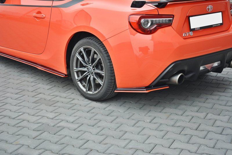 Maxton Heck Ansatz Flaps Diffusor V.2 für TOYOTA GT86 FACELIFT  schwarz Hochglanz TO-GT86-1F-RSD1RRED+RSD1-G