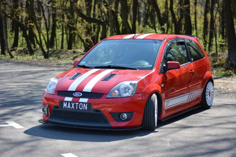 Maxton Front Ansatz V.2 für Ford Fiesta ST Mk6 schwarz Hochglanz FO-FI-6-ST-FD2-G