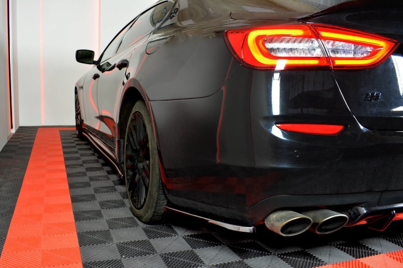 Maxton Seitenschweller Ansatz für MASERATI QUATTROPORTE MK.6 vor Facelift schwarz Hochglanz MS-QP-6-SD1-G