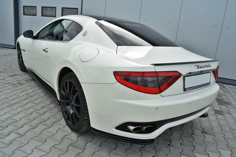 Maxton Seitenschweller Ansatz für MASERATI GRANTURISMO 2007-2011 schwarz Hochglanz MS-GT-1-SD1-G