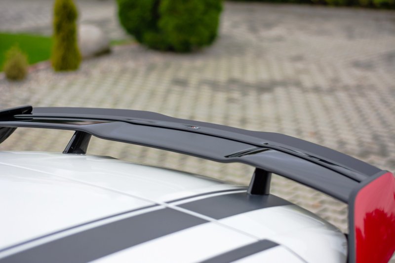 Preview: Maxton Spoiler CAP für Mercedes A45 AMG W176 schwarz Hochglanz ME-A-W176-AMG-A45-CAP1-G