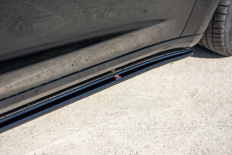 Maxton Seitenschweller Ansatz für Tesla Model 3 schwarz Hochglanz TE-MODEL3-1-SD1-G