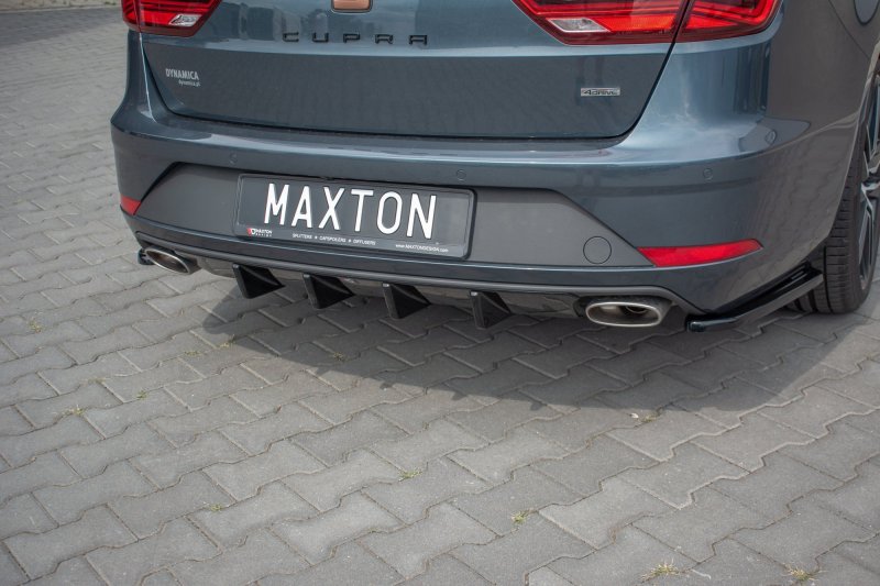 Maxton Diffusor Heck Ansatz V.1 für Seat Leon Cupra Mk3 FL Sportstourer schwarz Hochglanz SE-LE-3F-CU-ST-RS1-G
