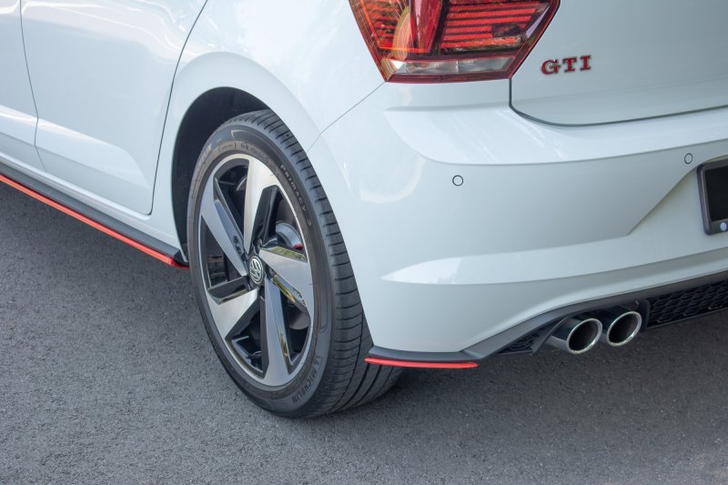 Preview: Maxton Heck Ansatz Flaps Diffusor für VW Polo AW GTI schwarz Hochglanz VW-PO-6-GTI-RSD1-G