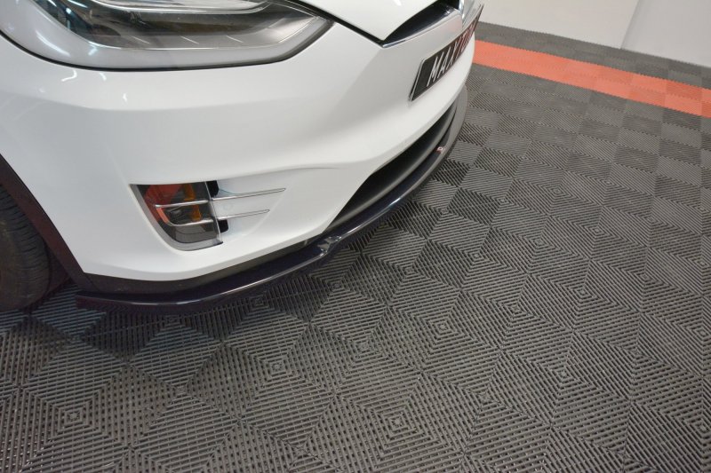 Preview: Maxton Front Ansatz V.1 für TESLA MODEL X schwarz Hochglanz TE-MODELX-FD1-G