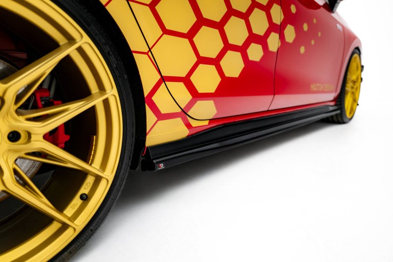 Maxton Seitenschweller Ansatz V.2 VW Golf GTI Clubsport Mk8 Facelift schwarz Hochglanz VW-GO-8F-GTI-CS-SD2-G