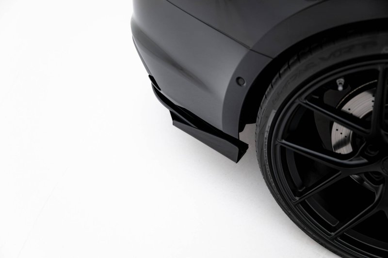 Maxton Hintere Seiten Flaps Audi RS5 Sportback F5 schwarz Hochglanz AURS52SBCNC-RSF1-G