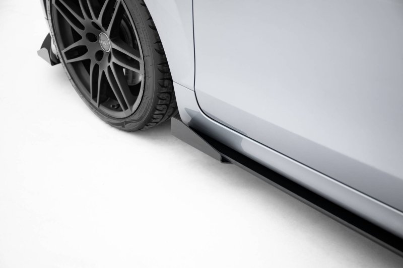 Maxton Street Pro Seitenschweller Ansatz + Flaps Audi TT S / TT S-Line 8J Facelift schwarz Hochglanz AUTT2SLINECNC-SD1B+SF1-G