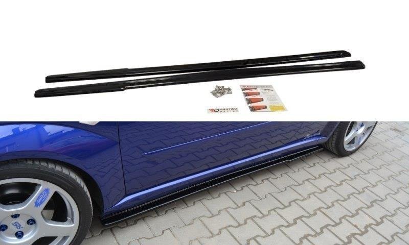 Maxton Seitenschweller Diffusers Ford Focus RS Mk1 schwarz Hochglanz FO-FO-1-RS-SD1-G